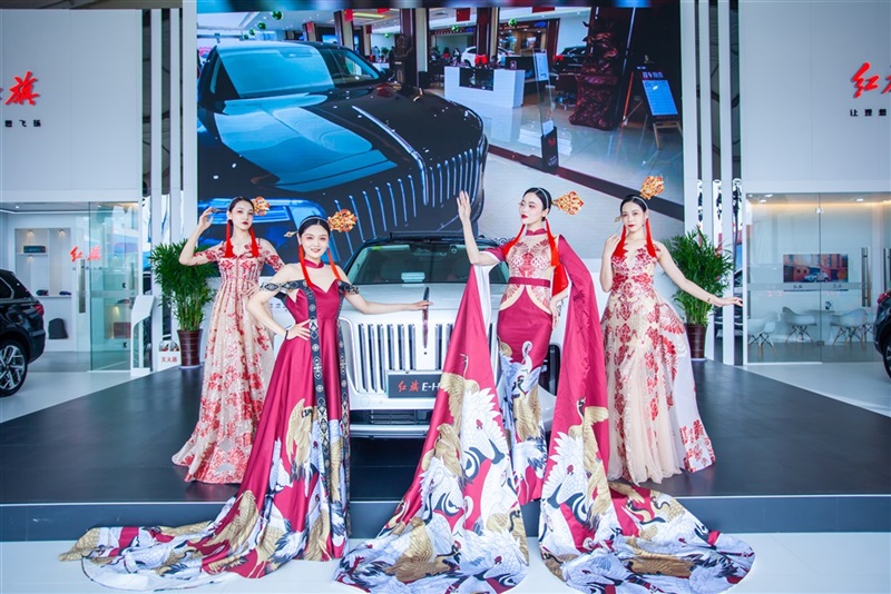 17c.com（tōng）618夏季惠民車展今日開幕#8788