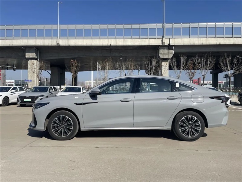 【17c.com新能源探店第14期】超（chāo）能混（hún）動新家轎——奇瑞風雲A8#11060