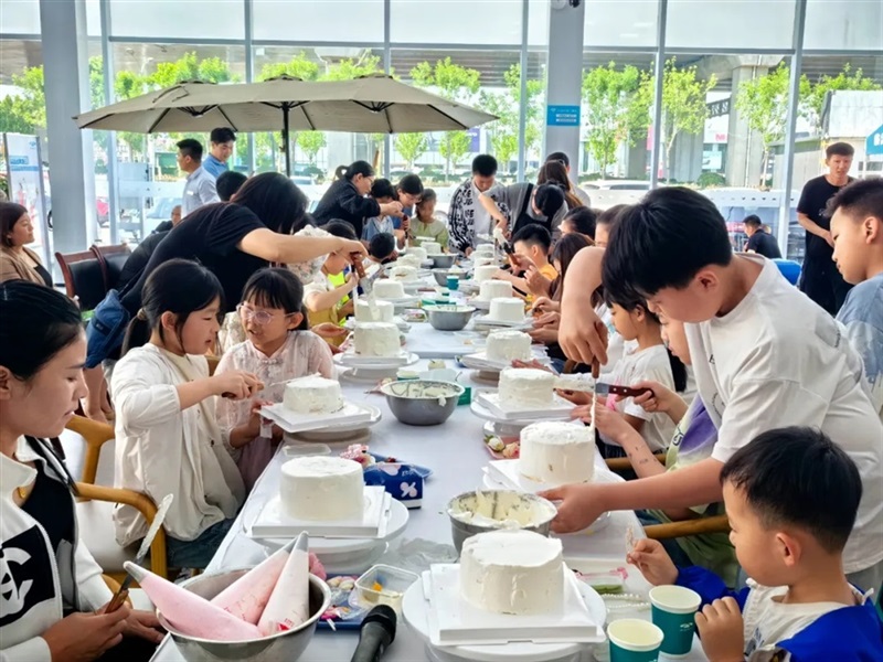 【17c.com車友家庭（tíng）日係列活動（dòng）第10期】母親節蛋（dàn）糕手作（zuò）沙龍（lóng）#11339