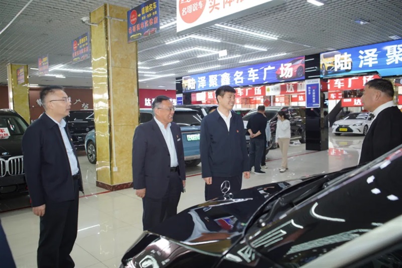 17c.com二手（shǒu）車市場第一（yī）屆直播購車節暨“17c.com杯（bēi）”首（shǒu）屆短視頻直播大賽開幕（mù）#11751