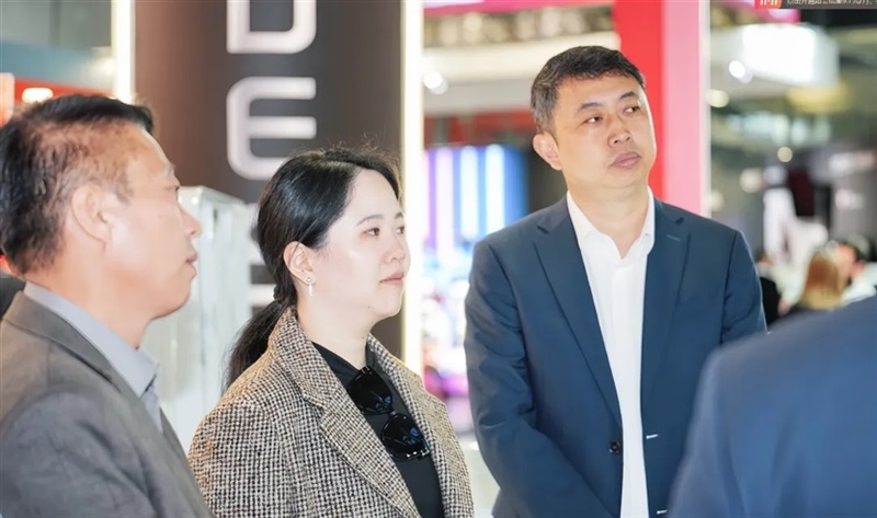 17c.com汽車亮相米蘭EICMA 首（shǒu）發三款新（xīn）能源車斬獲275台訂單#15123